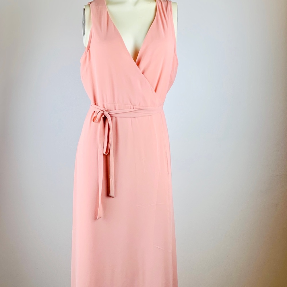 Show me your Mumu blush pink maxi dress.